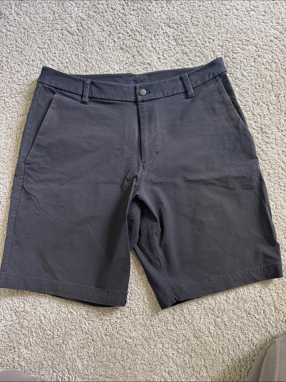 LULULEMON Black Cotton Twill 7" Shorts sz 33